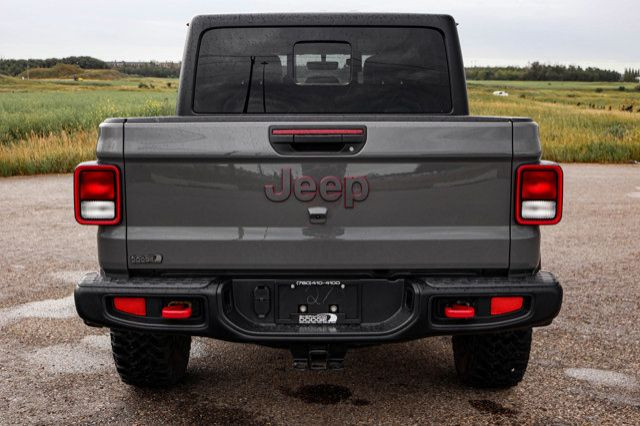 2023 Jeep Gladiator RUBICON CREWCAB 4X4 LEATHER LOW KMS in Cars & Trucks in Strathcona County - Image 3