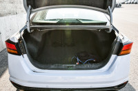 This 2024 Nissan Altima is for sale today. This sedan has 36,106 kms. It's grey in colour and is com... (image 7)