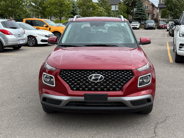2025 Hyundai Venue Preferred ONE OWNER | SUPER LOW MILEAGE | LOA in Cars & Trucks in Markham / York Region - Image 3