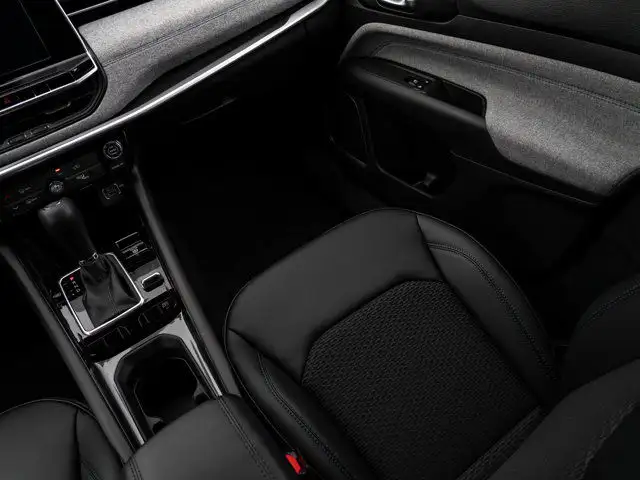 2025 Jeep Compass North in Cars & Trucks in Barrie - Image 18