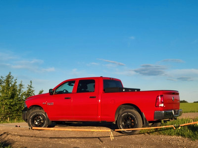 2017 RAM 1500 ST