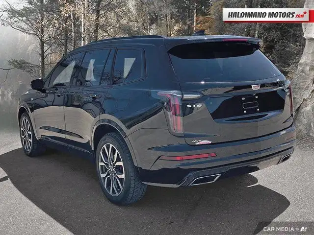 2023 Cadillac XT6 AWD Sport in Cars & Trucks in Hamilton - Image 4
