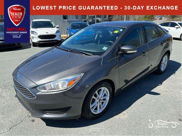  2015 Ford Focus A/C | Keyless Entry | Rear Parking Camera in Cars & Trucks in Bedford