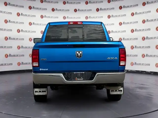 2022 Ram 1500 Classic SLT 4x4 Crew Cab 5'7 Box dans Autos et camions dans Ville d’Edmonton - Image 6