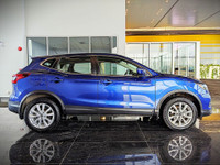 Comes equipped with: Power Mirrors, Shark fin antenna, Halogen Headlamps, Courtesy lights, LED Headl... (image 3)