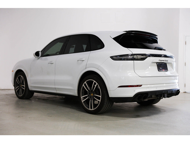  2022 Porsche Cayenne TURBO | PREMIUM PLUS PKG |SPORT CHRONO PKG in Cars & Trucks in Mississauga / Peel Region - Image 4