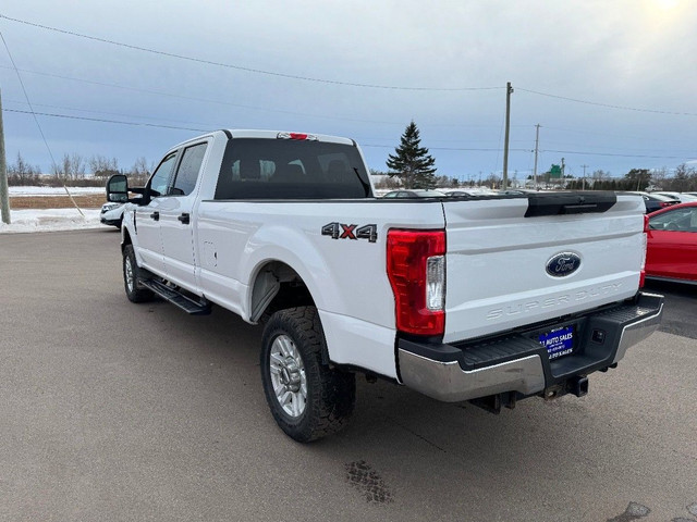 2018 Ford SUPER DUTY F-350 4WD XLT CREW CAB LONG BED $197 Weekly in Cars & Trucks in Summerside - Image 4