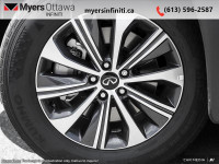 Leather Seats! This Infiniti QX60 has a rich look and excellent interior space. This Infiniti QX60 i... (image 5)