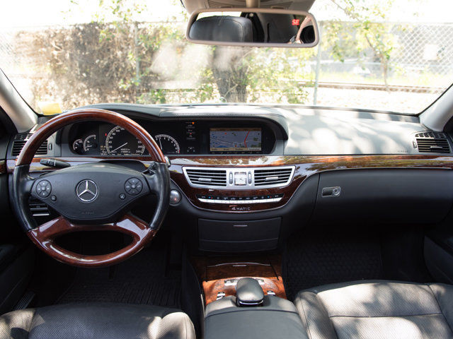 2012 Mercedes-Benz S-Class S 550 AWD, Massage Seats, Nav in Cars & Trucks in Calgary - Image 3