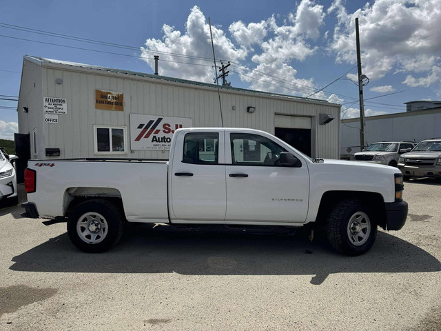 2014 Chevrolet Silverado 1500 Work Truck 1WT in Cars & Trucks in Calgary - Image 2