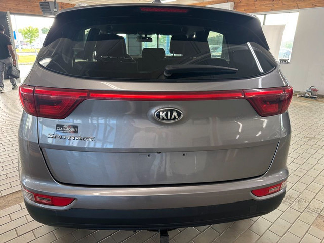 2018 Kia Sportage LX AWD in Cars & Trucks in Longueuil / South Shore - Image 4