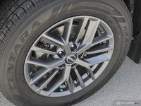 * Intelligent All-Wheel Drive with Terrain Selector * Off-Road and Snow Mode * Intelligent Forward C... (image 8)