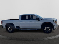 This 2025 GMC Sierra 2500HD in Summit White is equipped with 4WD and Turbocharged Diesel V8 6.6L/ en... (image 5)