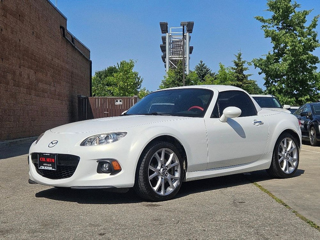 2013 Mazda MX-5 GT-HARD TOP CONVERTIBLE-6 SPEED in Cars & Trucks in City of Toronto - Image 2
