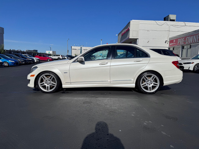 2012 Mercedes-Benz C-Class 4MATIC® in Cars & Trucks in City of Toronto - Image 2