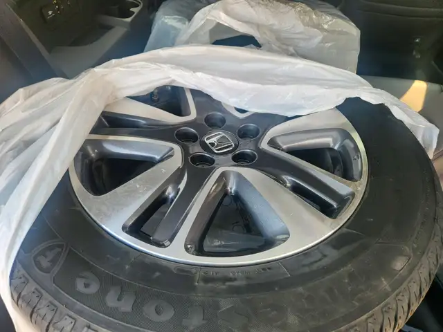 2015 Honda Odyssey 4dr Wgn Touring w/RES & Navi One Owner No Acc in Cars & Trucks in City of Toronto - Image 13