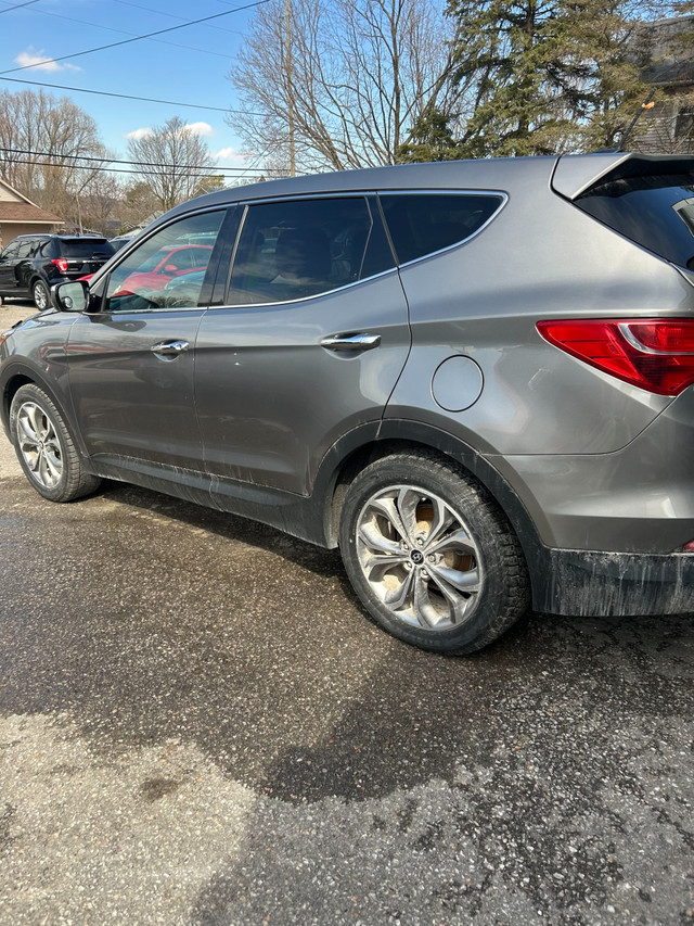 2013 Hyundai Santa Fe Limited in Cars & Trucks in Kawartha Lakes - Image 4