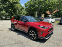 Looking for a stylish and fuel-efficient SUV that can handle anything a Canadian winter throws your... (image 6)
