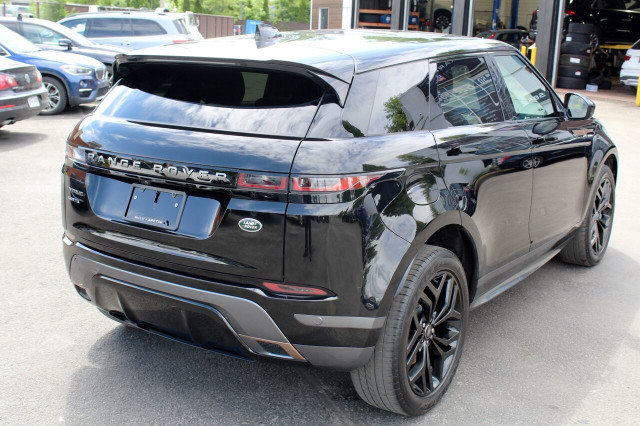 2023 Land Rover Range Rover Evoque Range Rover evoque r-dynamic  in Cars & Trucks in Laval / North Shore - Image 4