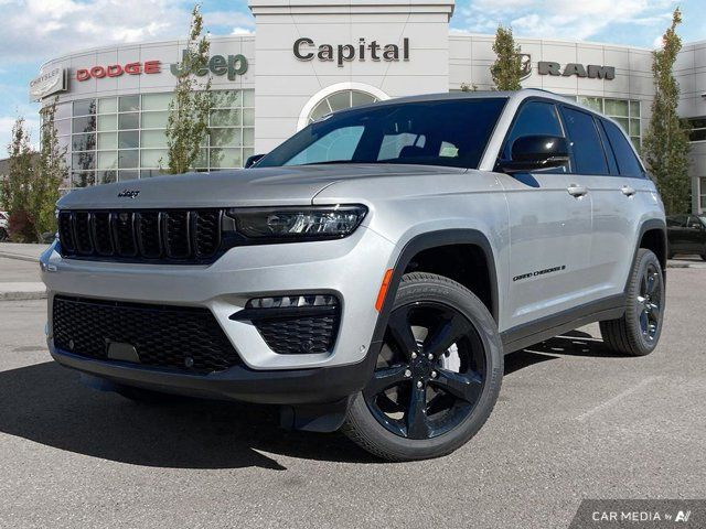 2025 Jeep Grand Cherokee Limited | Luxury Tech Group II in Cars & Trucks in Edmonton