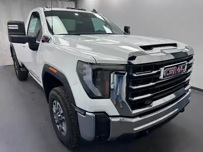 WAS: $92899 NOW: $86528 plus taxes and licensing feesThe 2025 GMC Sierra 3500HD SLE in regular cab l...