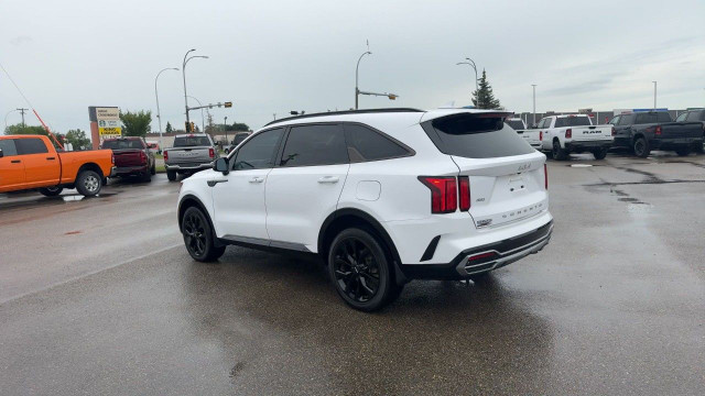 2022 Kia Sorento in Cars & Trucks in Edmonton - Image 4