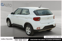 2024 Hyundai Venue Essential Experience the Hyundai Venue Essential with only 65951 km on the odomet... (image 3)