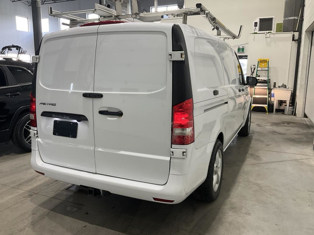 Mercedes-Benz Metris Cargo Van 126 po 2019 à vendre in Cars & Trucks in Laval / North Shore - Image 4