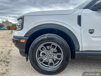 | Heated Front Seats | Rear Parking Sensors | Heated Door Mirrors | Rain-Sensing Wipers | Exterior P... (image 8)