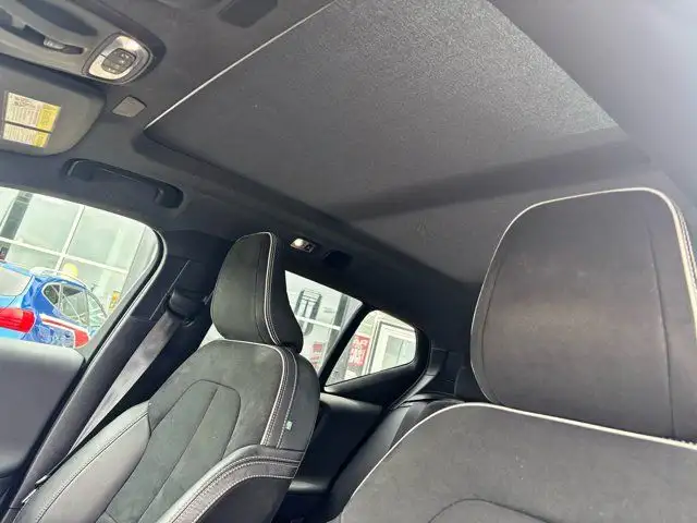 2021 Volvo XC40 R-Design T5 AWD | Adaptive Cruise | Nav | Pano in Cars & Trucks in Regina - Image 8