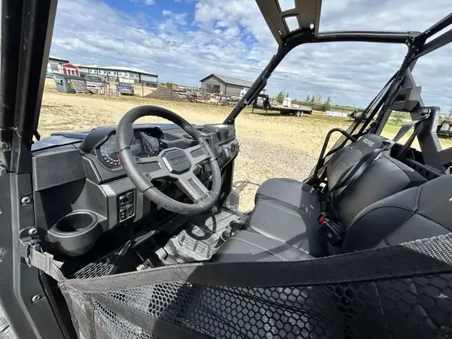 2025 Polaris Ranger XP 1000 4x4 UTV (82hp) in ATVs in Red Deer - Image 8