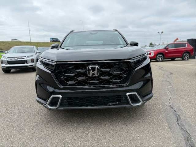 2025 Honda CR-V Hybrid Touring AWD in Cars & Trucks in Calgary - Image 2
