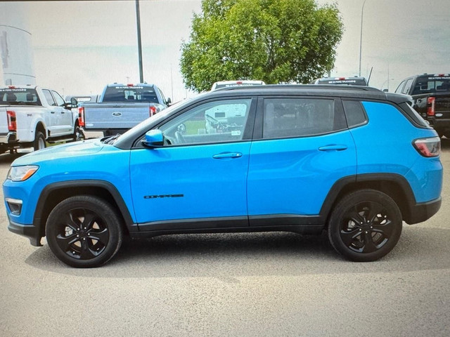 2021 Jeep Compass Altitude in Cars & Trucks in Medicine Hat - Image 2