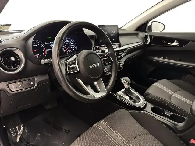 2023 Kia Forte EX Camera de recul Cruise adaptatif Sieges chauff in Cars & Trucks in Laval / North Shore - Image 32