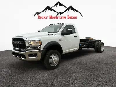 THIS 2024 RAM 5500 REGULAR CAB CHASSIS COMES WITH POWER TAKE OFF PREP PACKAGE, HEAVY DUTY FRONT SUSP...