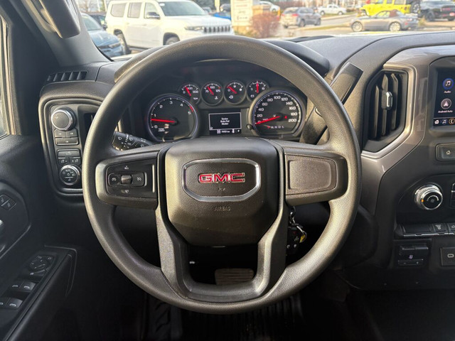 2023 GMC Sierra 3500HD Pro in Cars & Trucks in Ottawa - Image 4