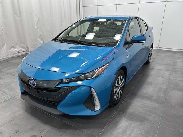 2022 Toyota Prius Prime SIEGES CHAUFFANTS - VOLANT CHAUFFANT - S in Cars & Trucks in Québec City - Image 3