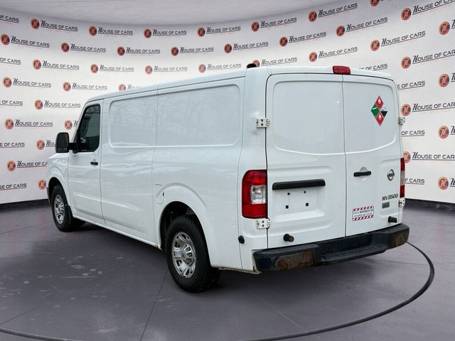 2012 Nissan NV 3500 V8 SV in Cars & Trucks in Calgary - Image 4