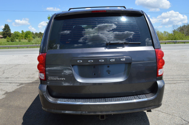 2016 DODGE GRAND CARAVAN CANADA VALUE PACKAGE in Cars & Trucks in Markham / York Region - Image 4