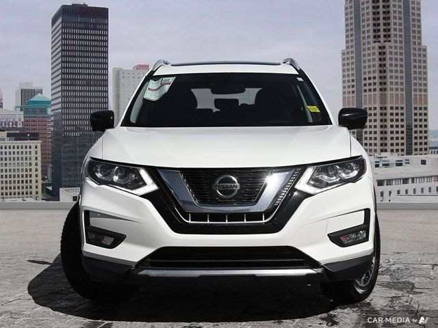2020 Nissan Rogue SL AWD | 2 Sets of Tires | Sunroof | in Cars & Trucks in Calgary - Image 2