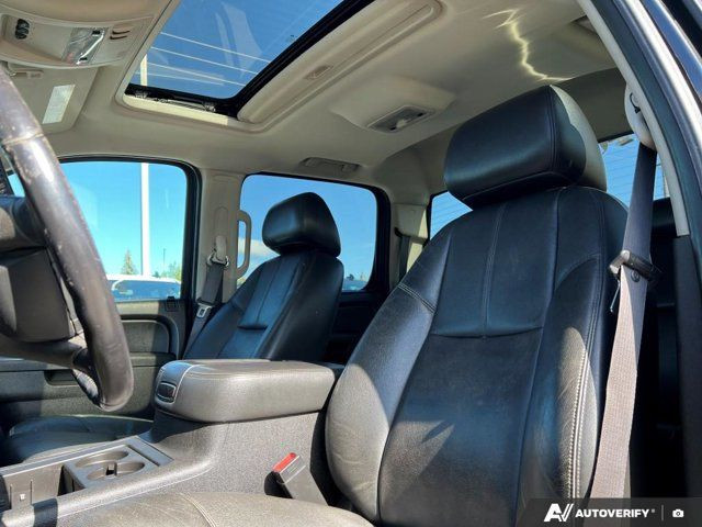 2012 Chevrolet Silverado 3500HD LTZ 4WD Crew Cab | Leather in Cars & Trucks in Strathcona County - Image 2
