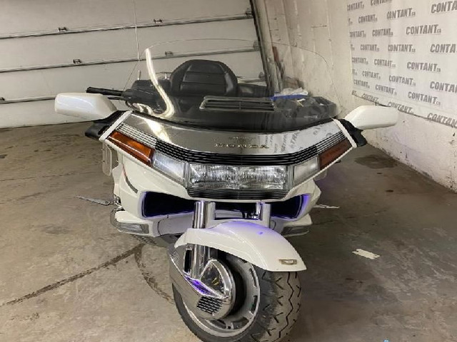 1994 HONDA GOLDWING 1500 SE in Street, Cruisers & Choppers in West Island - Image 4