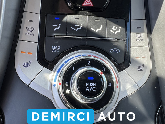 2015 Hyundai Elantra Allure sport dans Autos et camions  à Laval/Rive Nord - Image 3