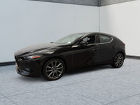 Decouvrez la Mazda 3 Premium AWD 2022 chez Desmeules Chrysler Laval ! Envie de conduire un vehicule... (image 2)
