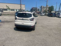 Ford Escape-2017 in perfect condition. No Accidents, Back up camera, navigation, panoramic roof, pow... (image 5)
