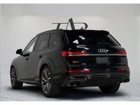 This 2021 Audi SQ7 Premium Plus combines bold performance and upscale luxury with a muscular V8 engi... (image 4)