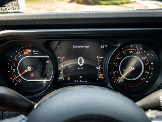 2025 Jeep Wrangler Sahara in Cars & Trucks in Barrie - Image 3
