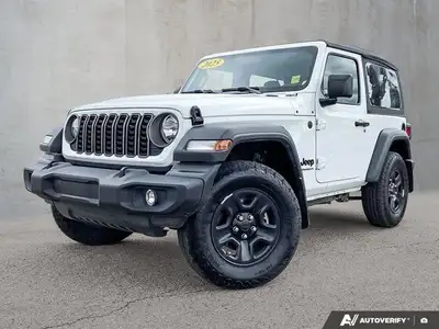This Jeep Wrangler has a powerful Regular Unleaded V-6 3.6 L/220 engine powering this Manual transmi...