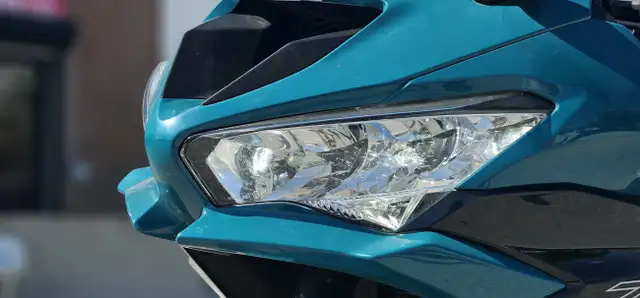 2021 Kawasaki NINJA ZX-6R | $0 Down, EVERYONE APPROVED! in Sport Bikes in Calgary - Image 28