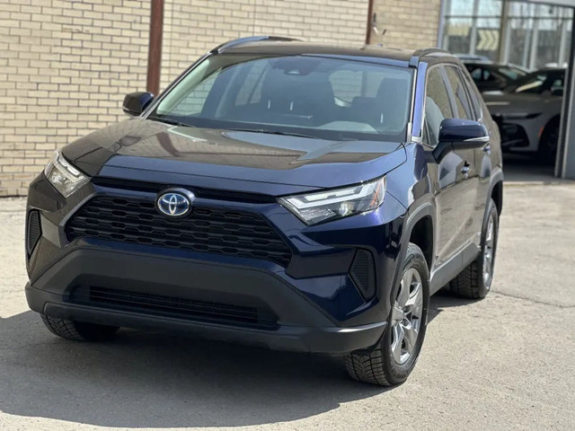 Toyota RAV4 Hybrid Hybrid XLE AWD 2024 à vendre in Cars & Trucks in City of Montréal - Image 2